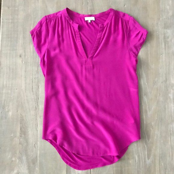 Aritzia Fuchsia V-Neck Blouse - Picture 1 of 12